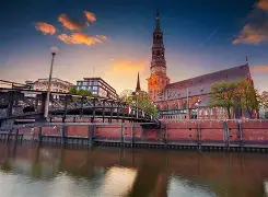 关于德国杯倒计时，阿贾克斯今夜止住颓势，细节引发关注，压力陡增，年轻球员得到机会的信息