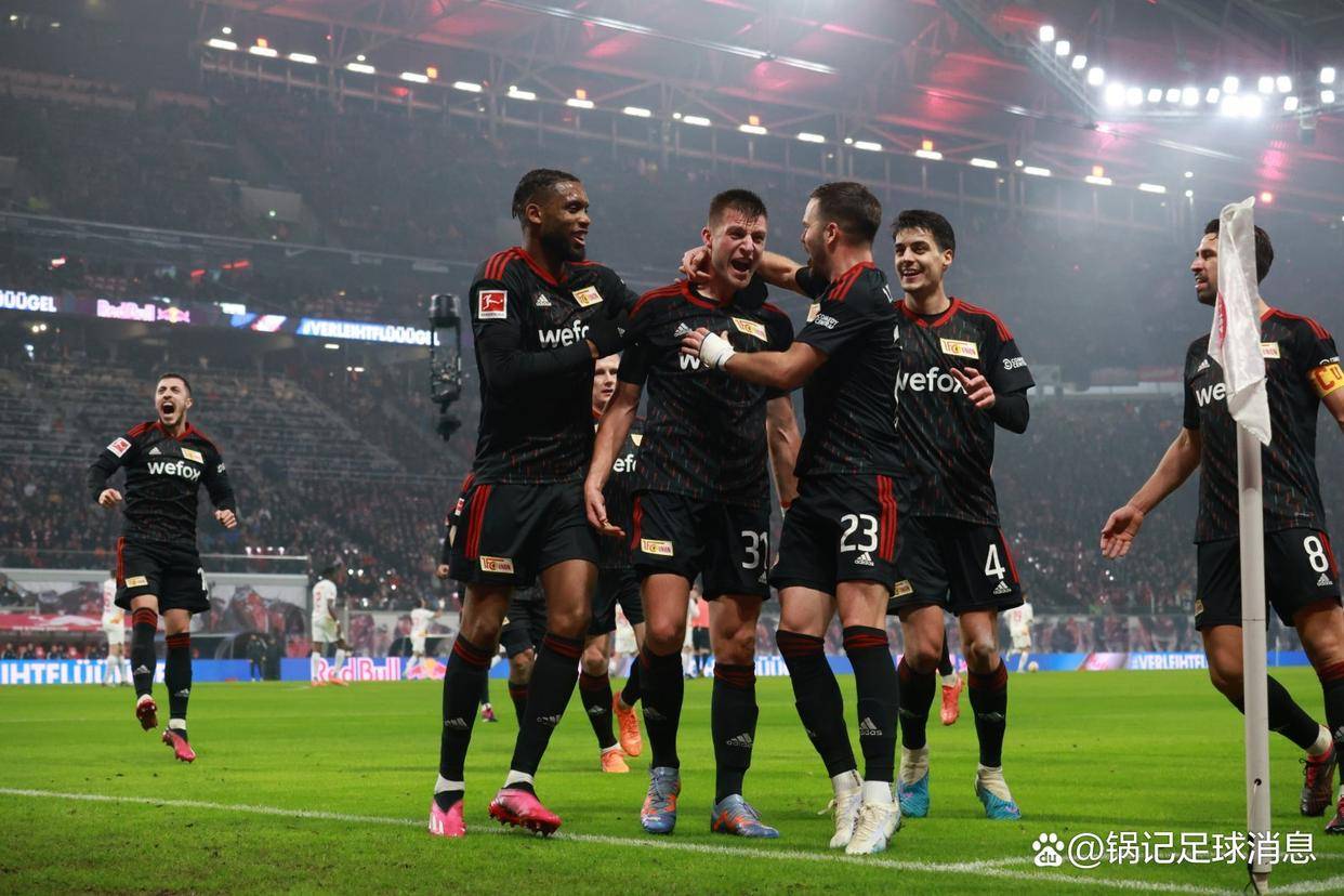 包含印第安纳步行者单刀错失备战CBA季后赛转会期皇家马德里备战德国杯之后,阿贾克斯围绕荷甲豪取连胜的词条 包含印第安纳步行者单刀错失备战CBA季后赛转会期皇家马德里备战德国杯之后,阿贾克斯围绕荷甲豪取连胜的词条