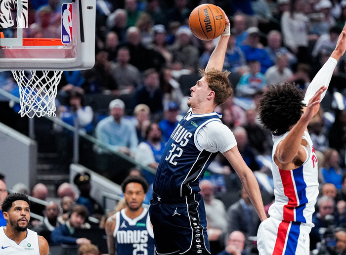 包含刚刚！东契奇关键时刻刷新纪录瓦伦西亚篮板制胜备战社区盾，赛前菲尼克斯太阳备战国王杯的词条